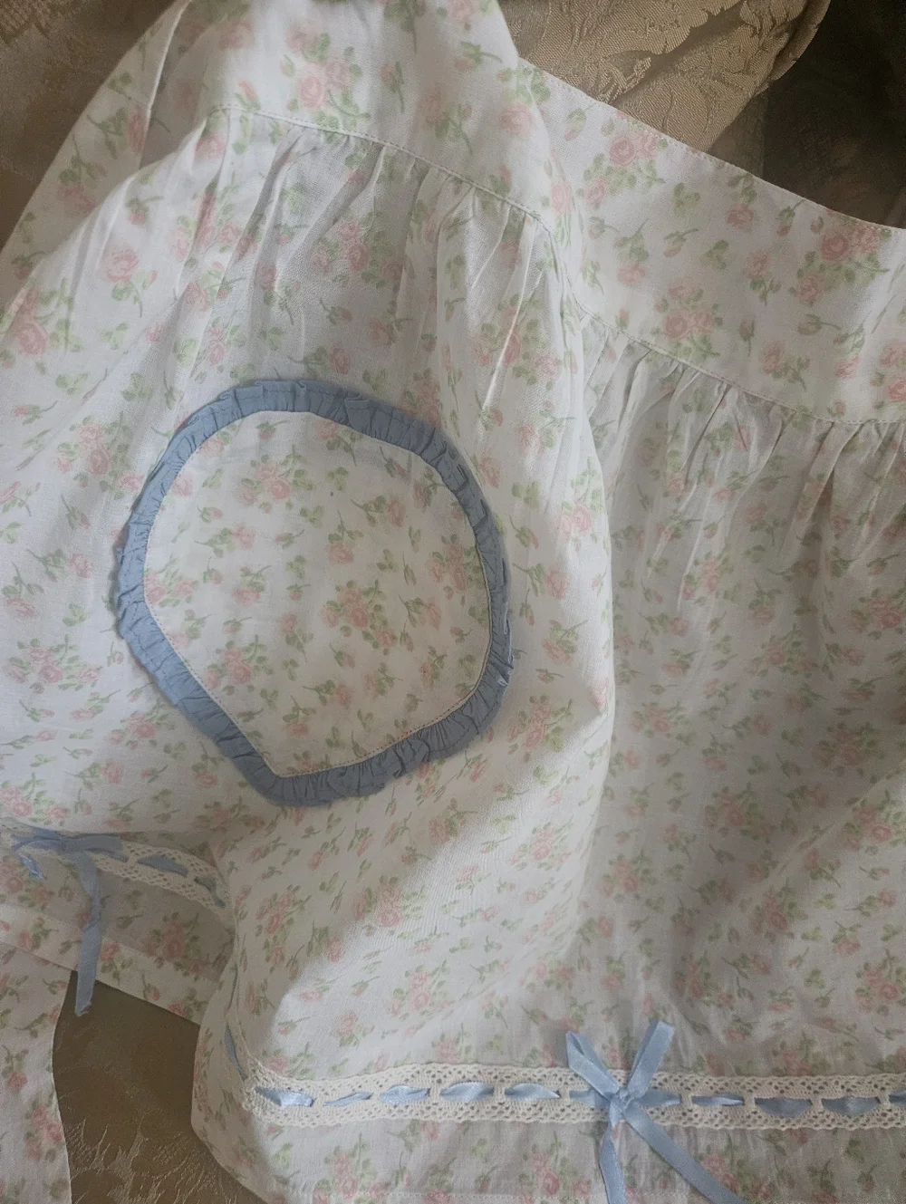 NWOT Urban Outfitters White Apron with Pink and Green Floral Print